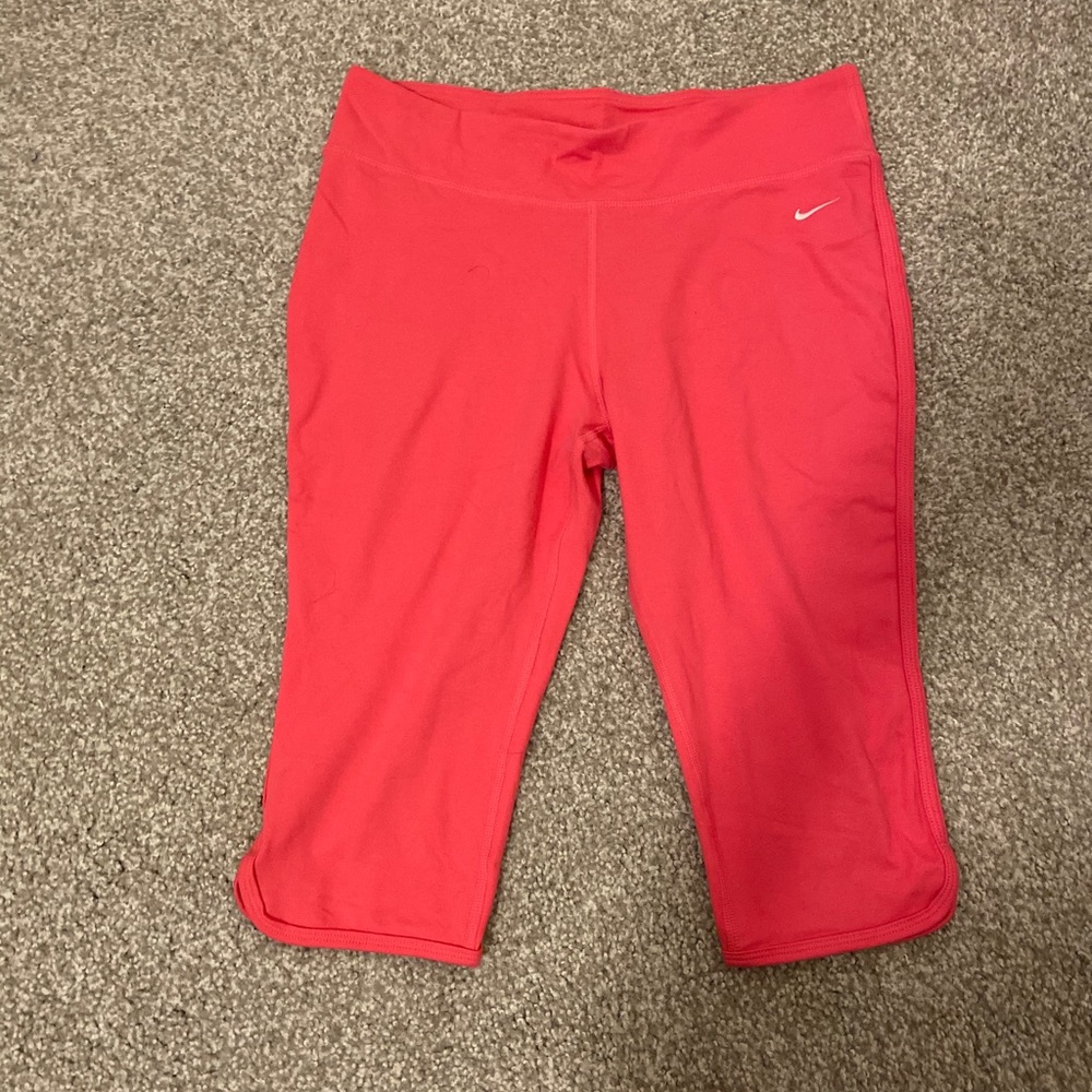 Nike Dri-Fit Pink Knee Length Leggings